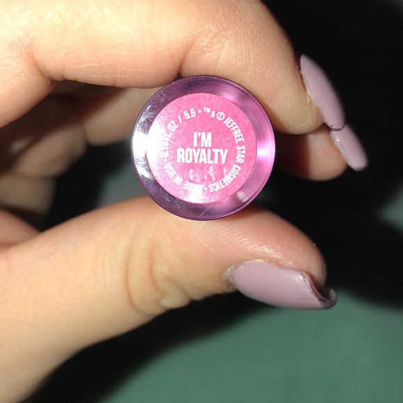 I’m royalty velour liquid lip from JS cosmetics - Picture 2 of 3